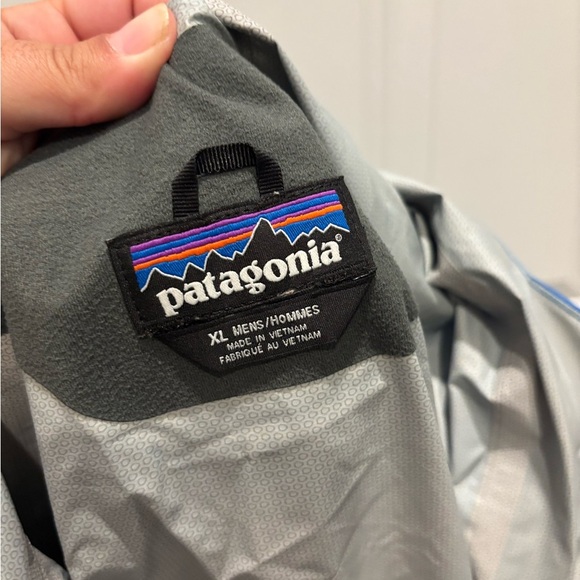 Patagonia Torrentshell 3L Rain Jacket Mens XL Waterproof H2No Outdoor Hiking - Picture 3 of 4